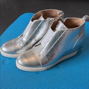 Linea Paulo Metallic Silver Wedge Sneaker Booties size 8 1/2